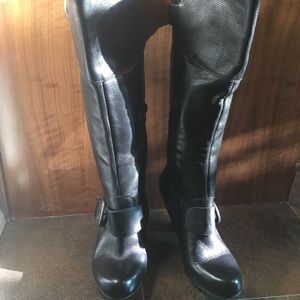 Ladies black leather boots.